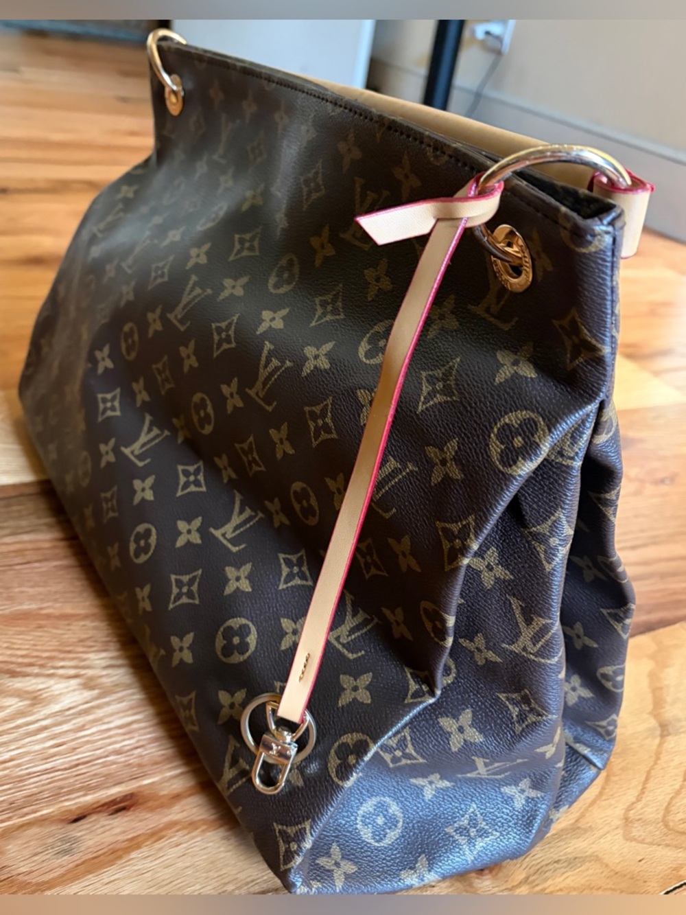 An inspires designer Louis Vuitton Monogram Canvas Shoulder Bag in Brown and Tan - Picture 2 of 7